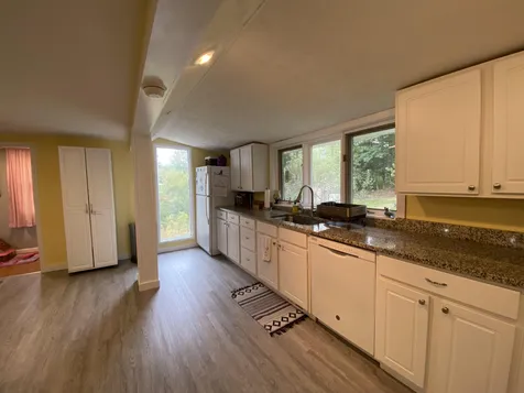 94 South Winchester Street Swanzey NH 03446
