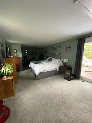 94 South Winchester Street Swanzey NH 03446