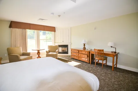 827/829 Q4 Jackson Gore Adams House Ludlow VT 05149
