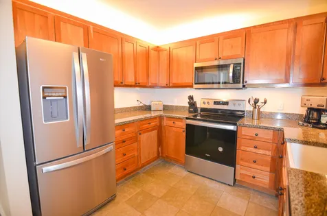 827/829 Q4 Jackson Gore Adams House Ludlow VT 05149