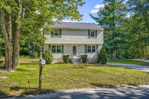 76 Gosselin Road Manchester NH 03103