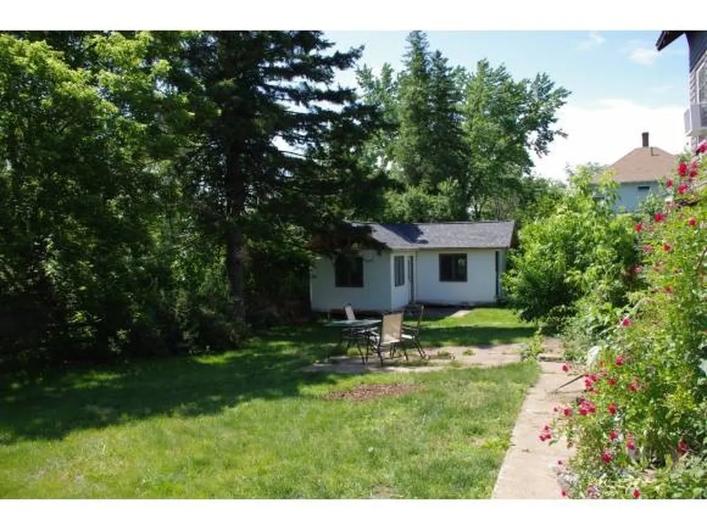 47 Garmon Street Manchester NH 03104