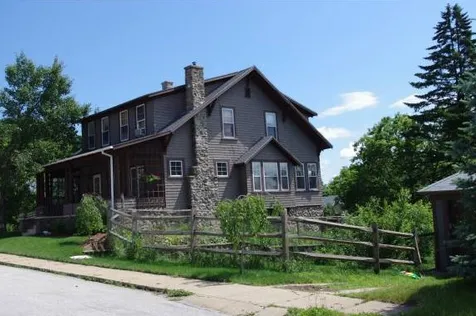 47 Garmon Street Manchester NH 03104