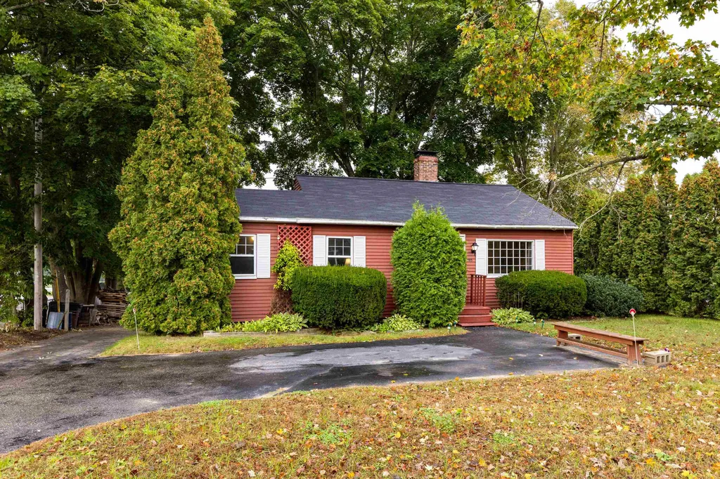 205 Main Street Epping NH 03042