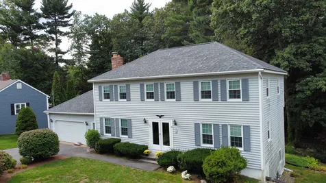87 Peele Road Nashua NH 03062