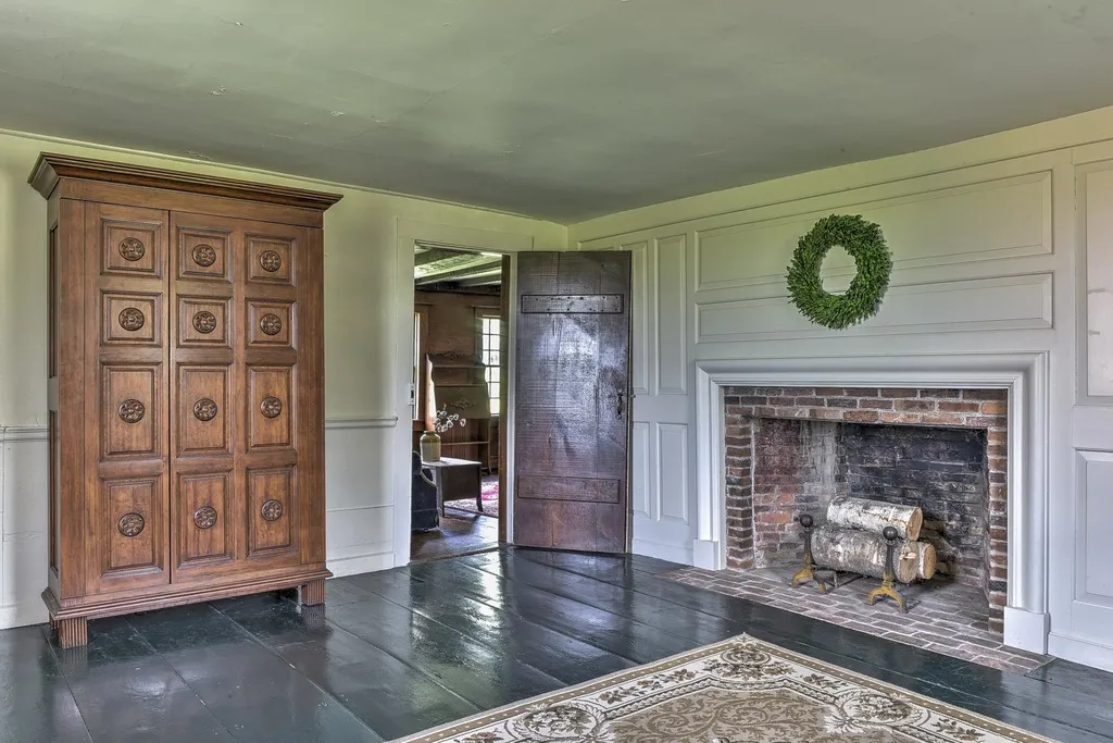 158 Christian Hill Road Swanzey NH 03446