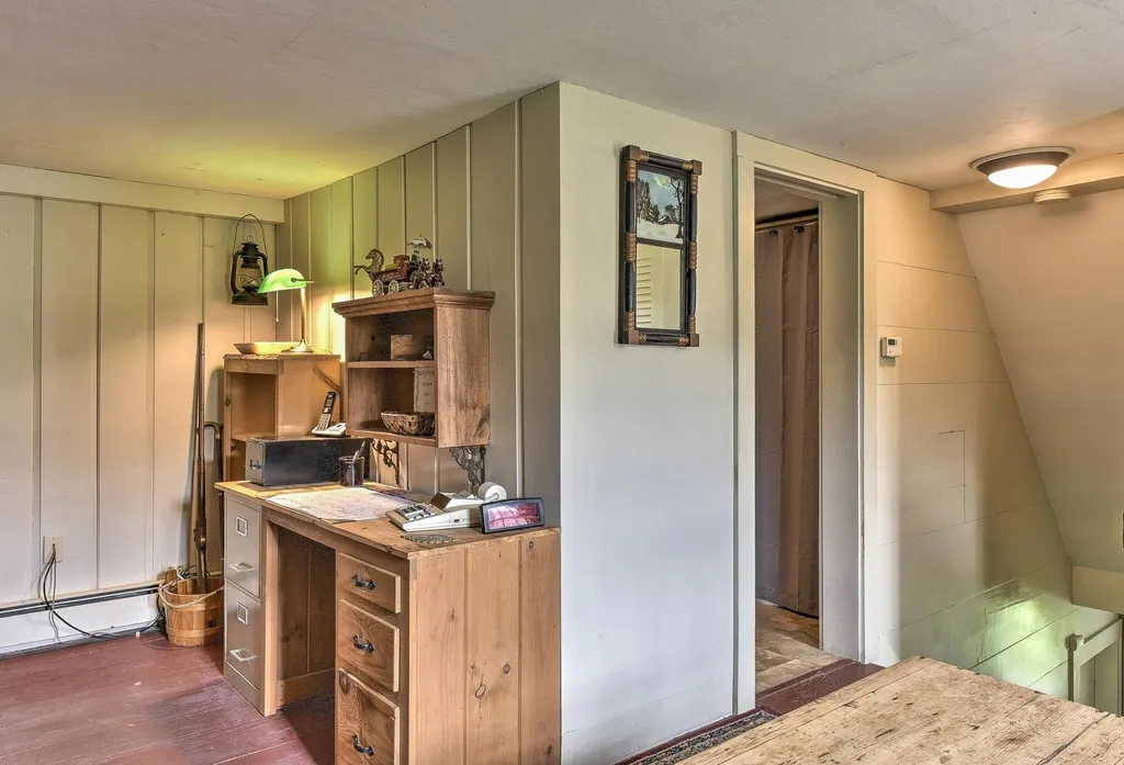 158 Christian Hill Road Swanzey NH 03446