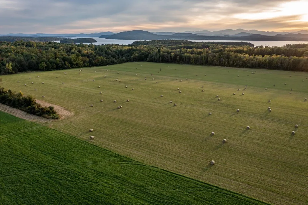 3400 Lake Road Charlotte VT 05445