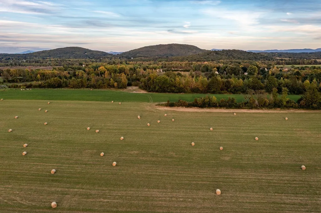 3400 Lake Road Charlotte VT 05445