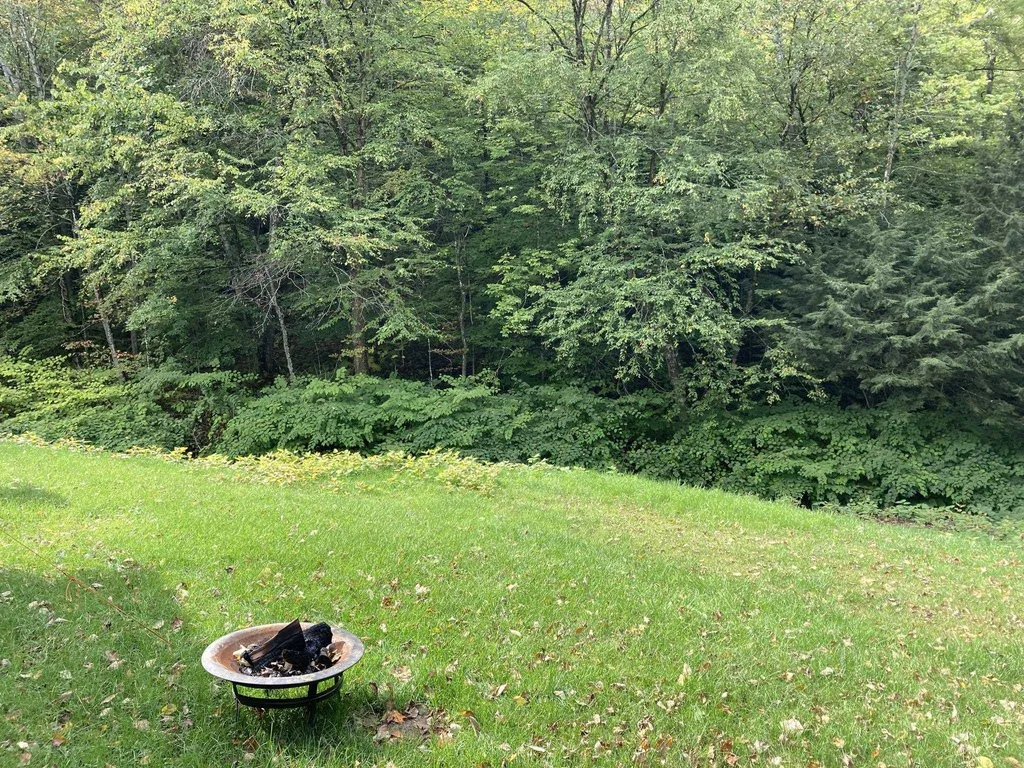 448 Bunker Hill Road Pomfret VT 05053