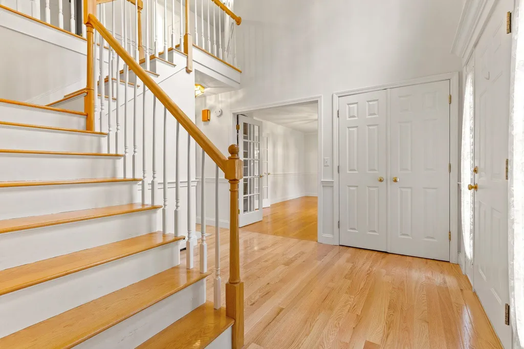 24 Heritage Drive Hampton NH 03842