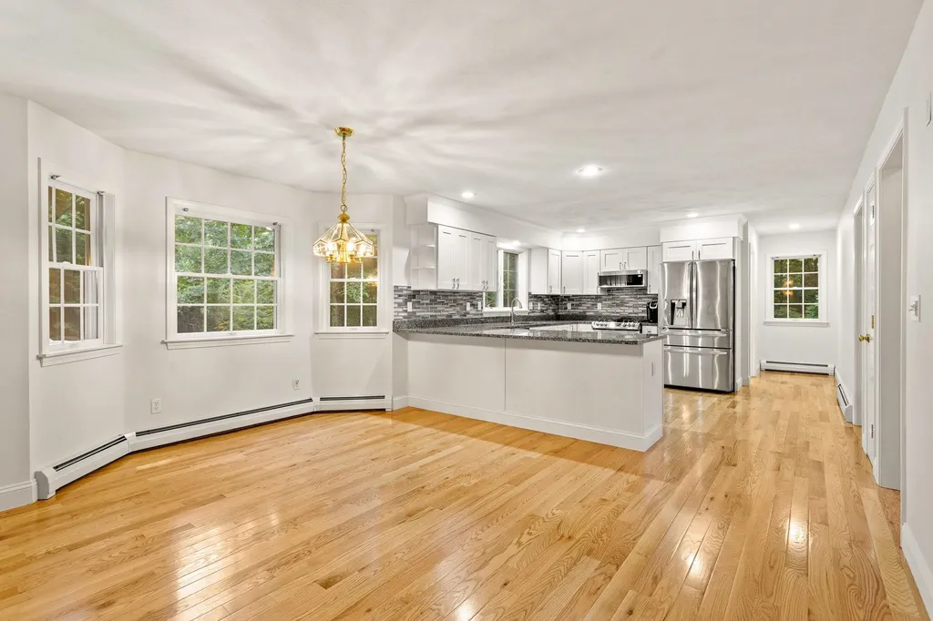 24 Heritage Drive Hampton NH 03842