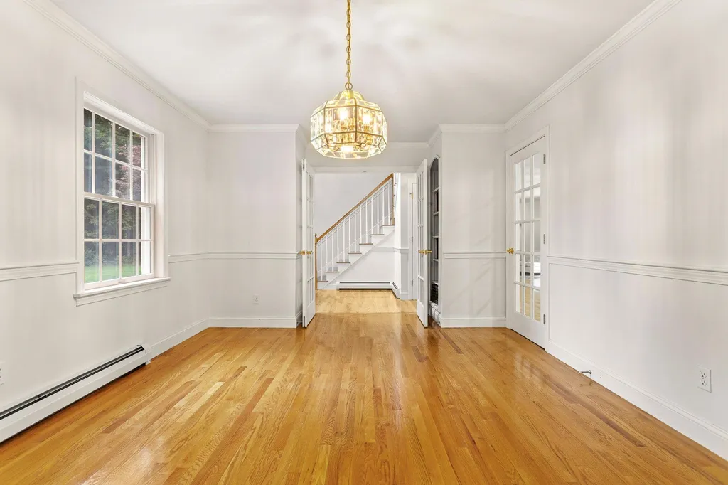 24 Heritage Drive Hampton NH 03842