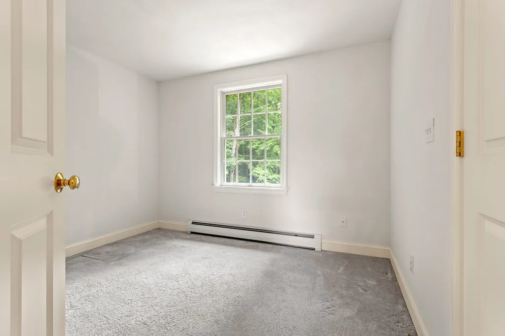 24 Heritage Drive Hampton NH 03842