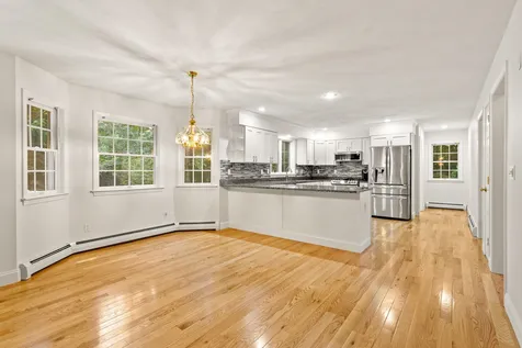 24 Heritage Drive Hampton NH 03842