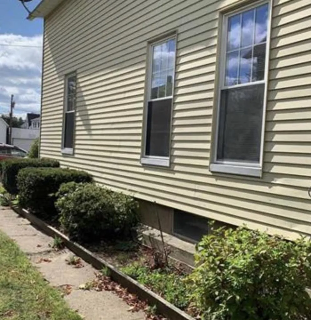 286 Merrimack Street Manchester NH 03103
