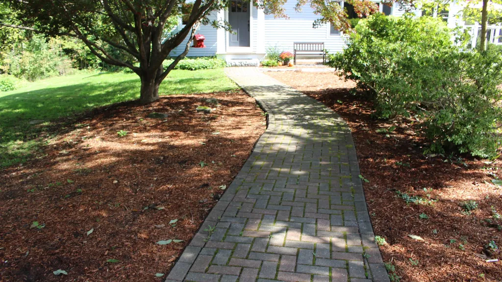 140 North Road East Kingston NH 03827