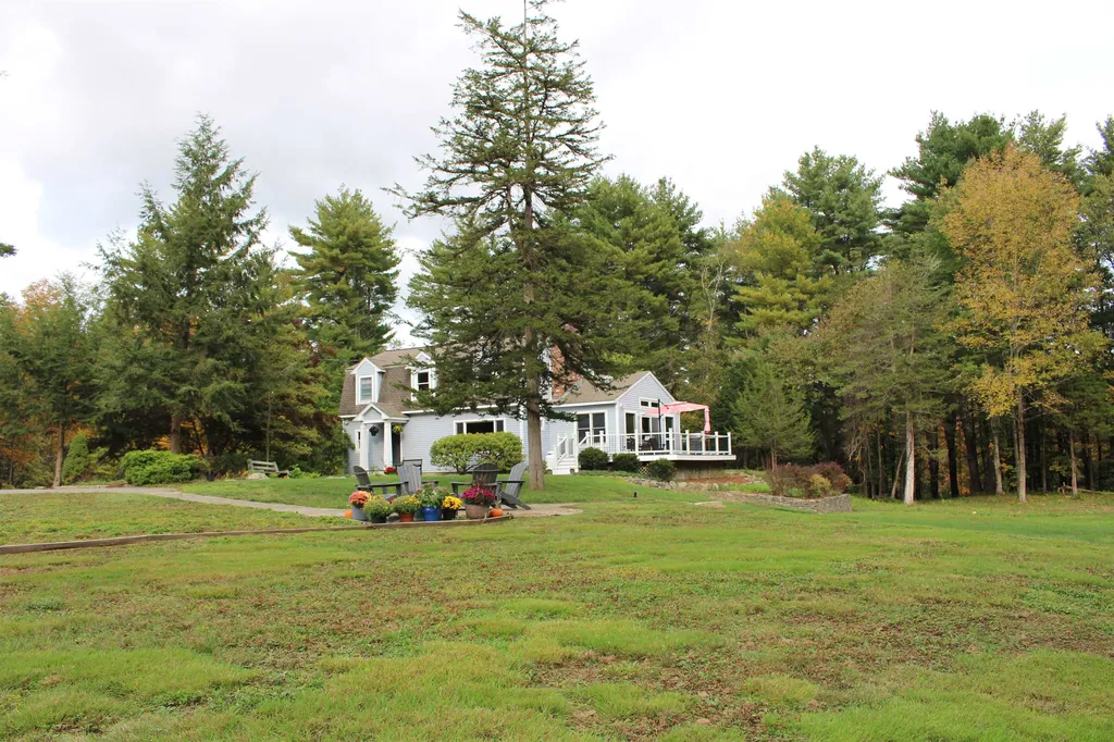 140 North Road East Kingston NH 03827