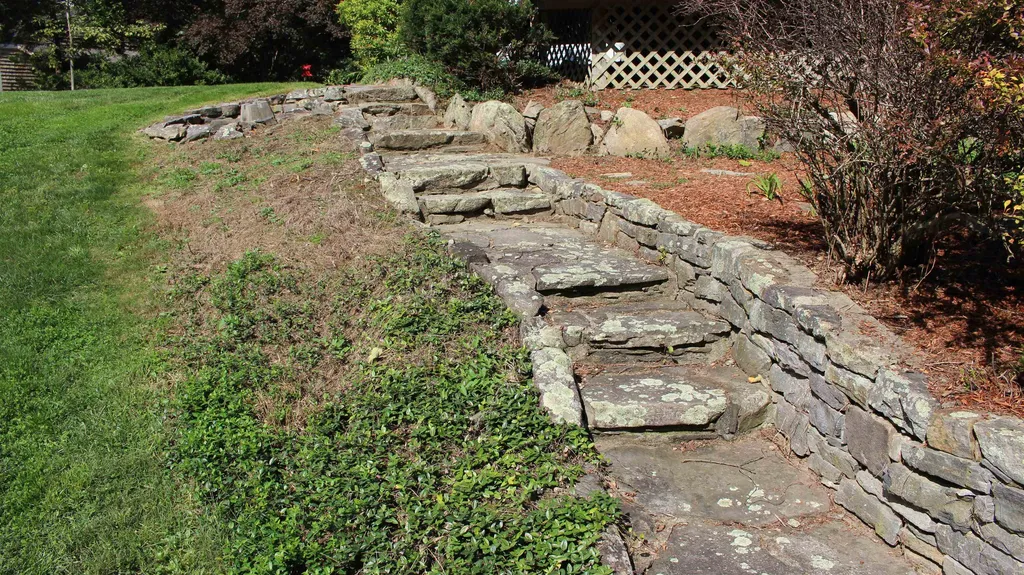 140 North Road East Kingston NH 03827