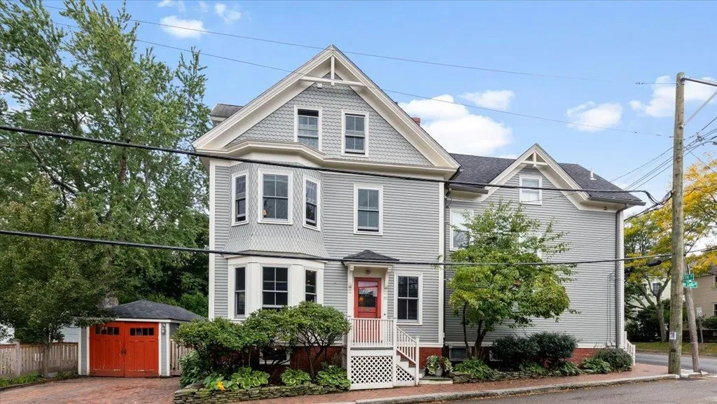 10 New Castle Avenue Portsmouth NH 03801