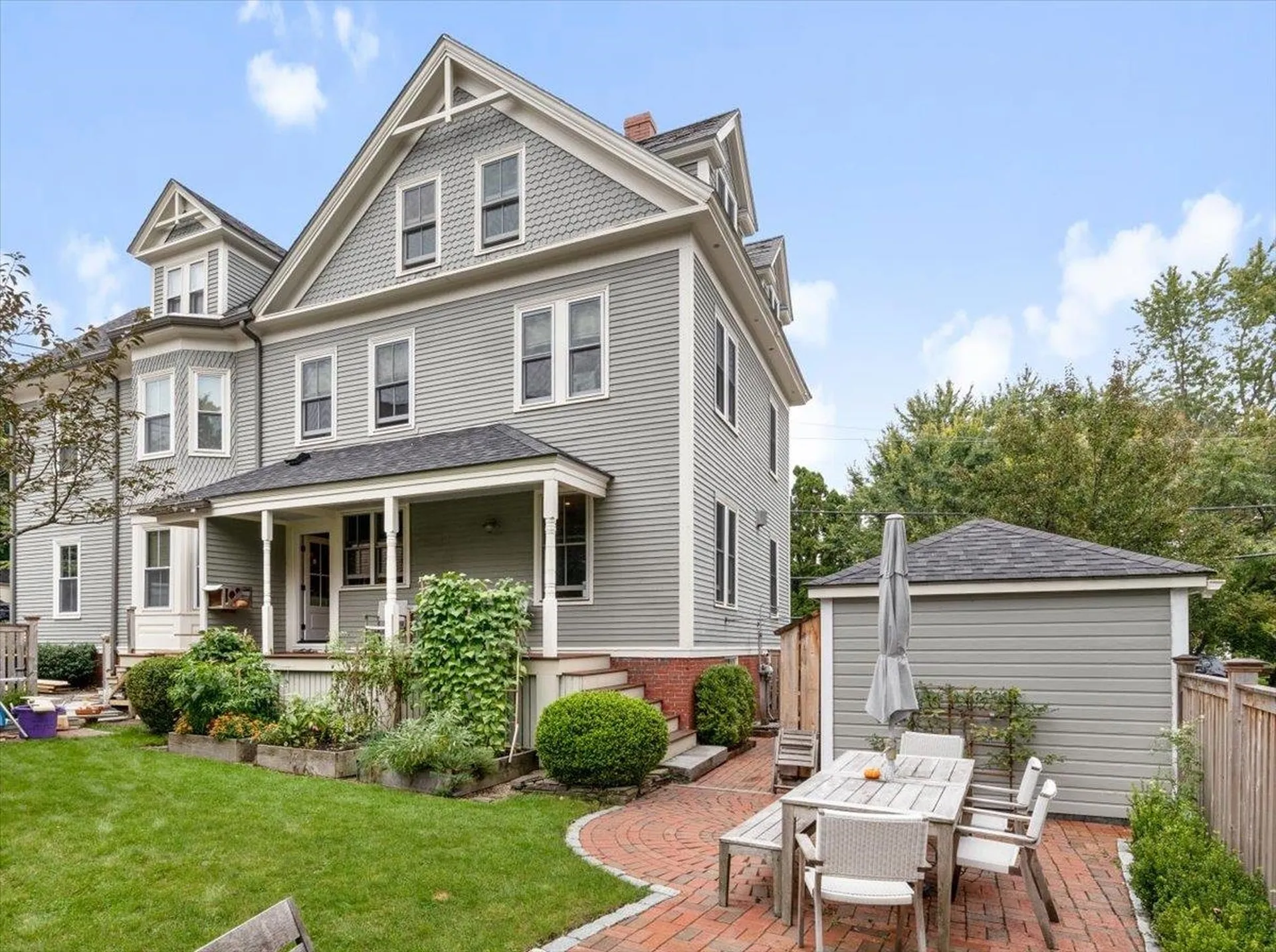 10 New Castle Avenue Portsmouth NH 03801