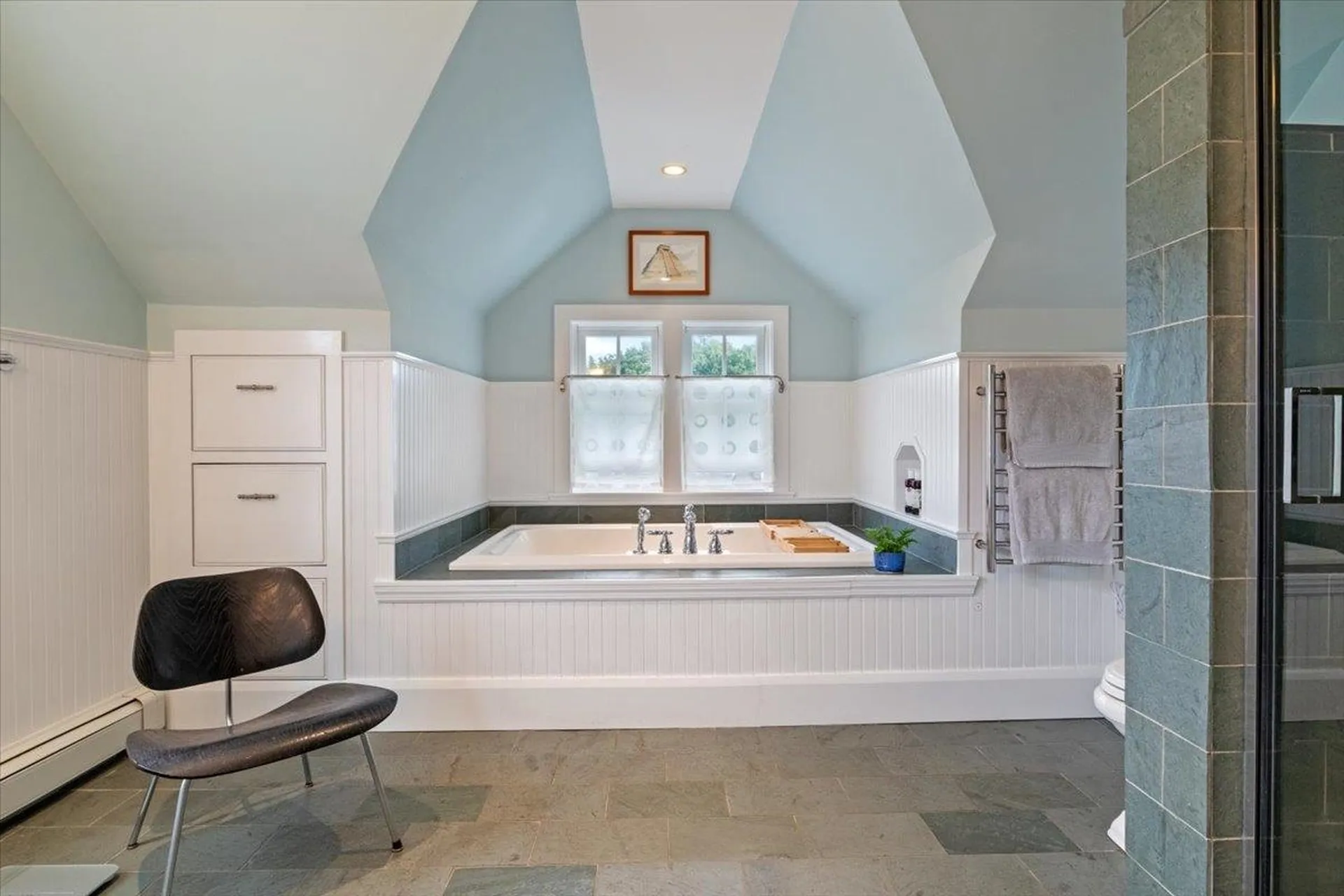 10 New Castle Avenue Portsmouth NH 03801
