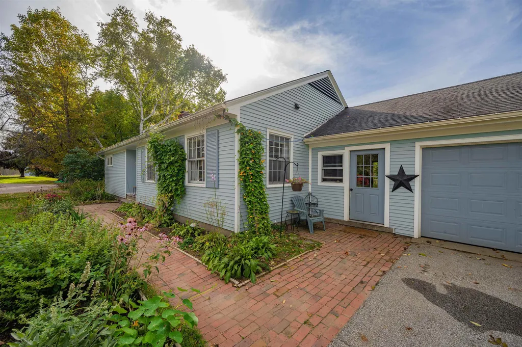 105 Hackamore Road Montpelier VT 05602