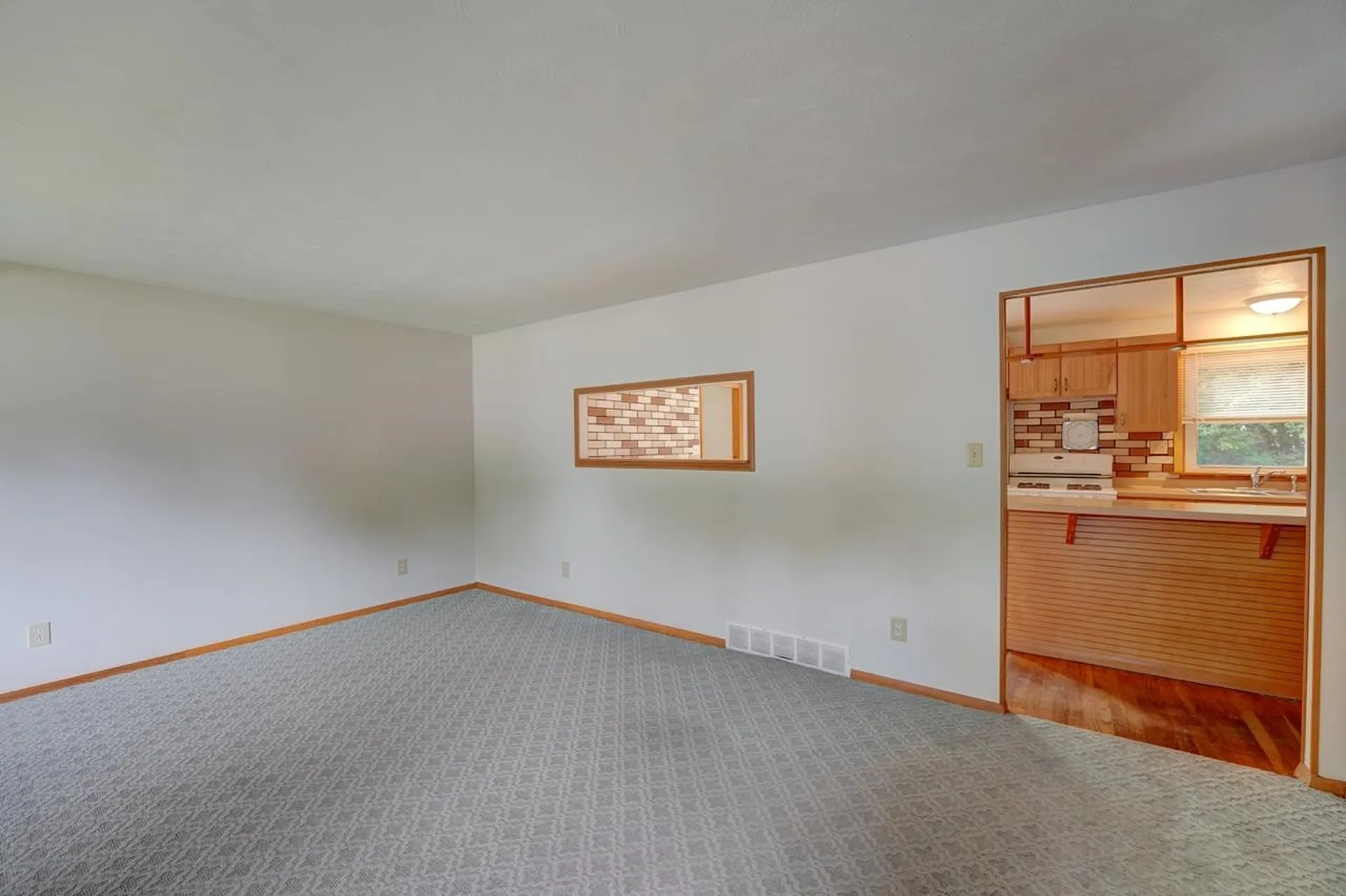 22 Sewall Road Portsmouth NH 03801