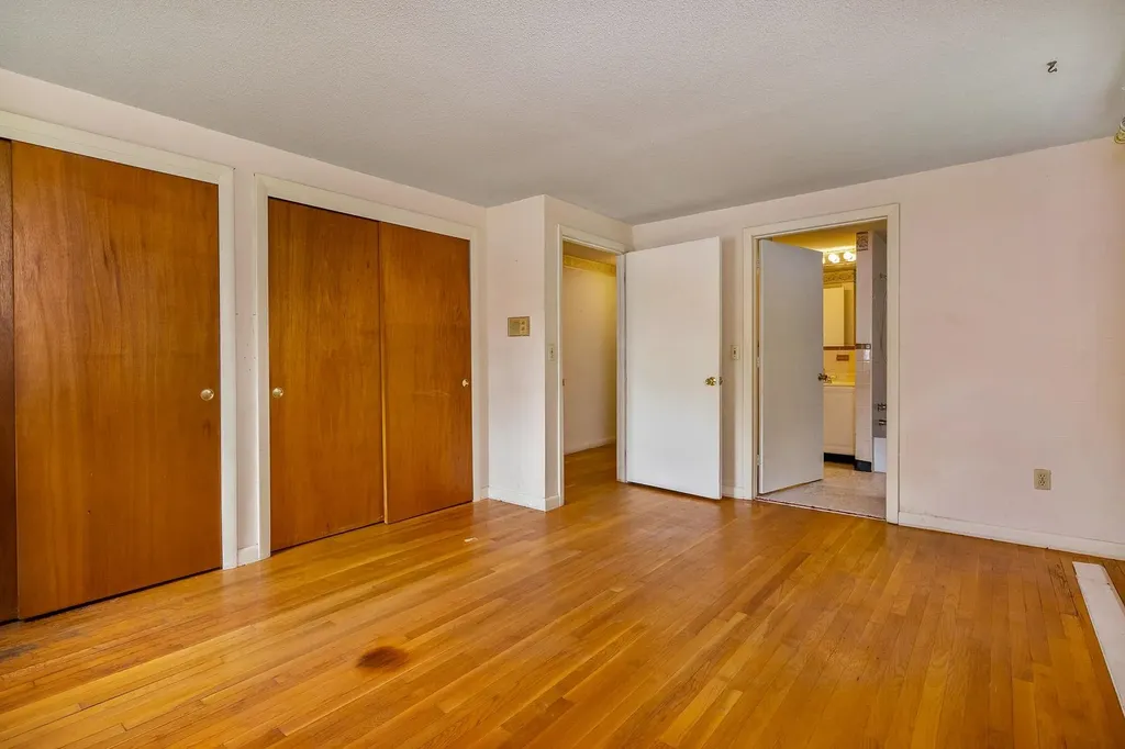 22 Harding Road Portsmouth NH 03801