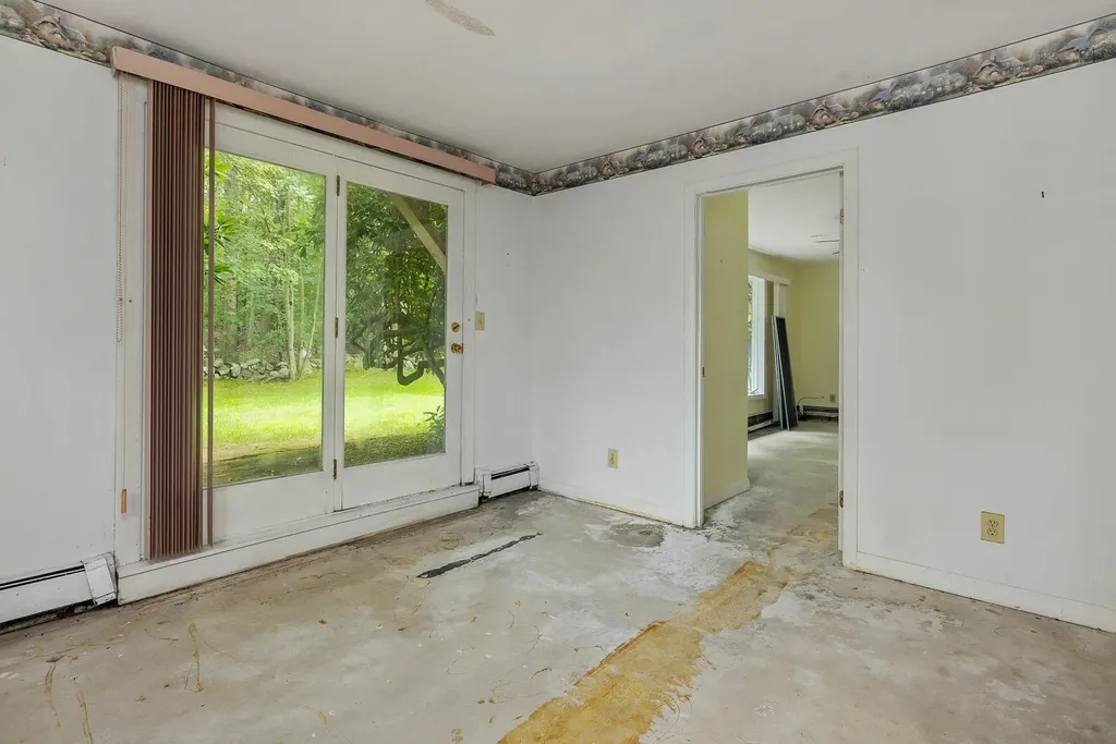 22 Harding Road Portsmouth NH 03801