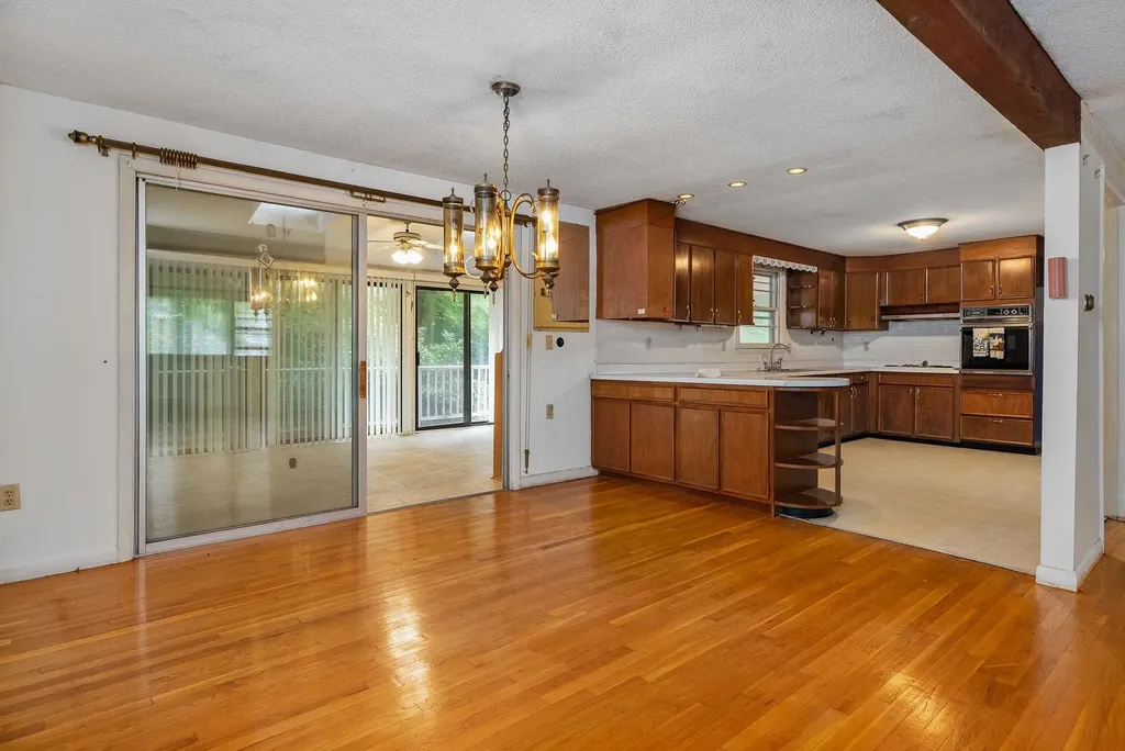 22 Harding Road Portsmouth NH 03801