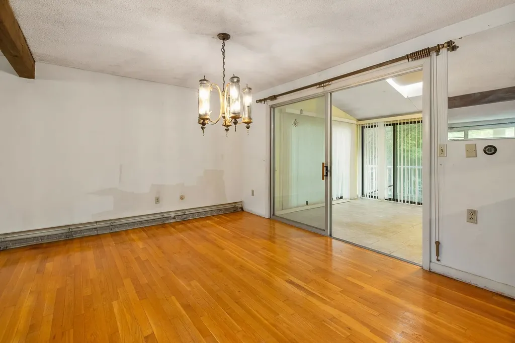22 Harding Road Portsmouth NH 03801