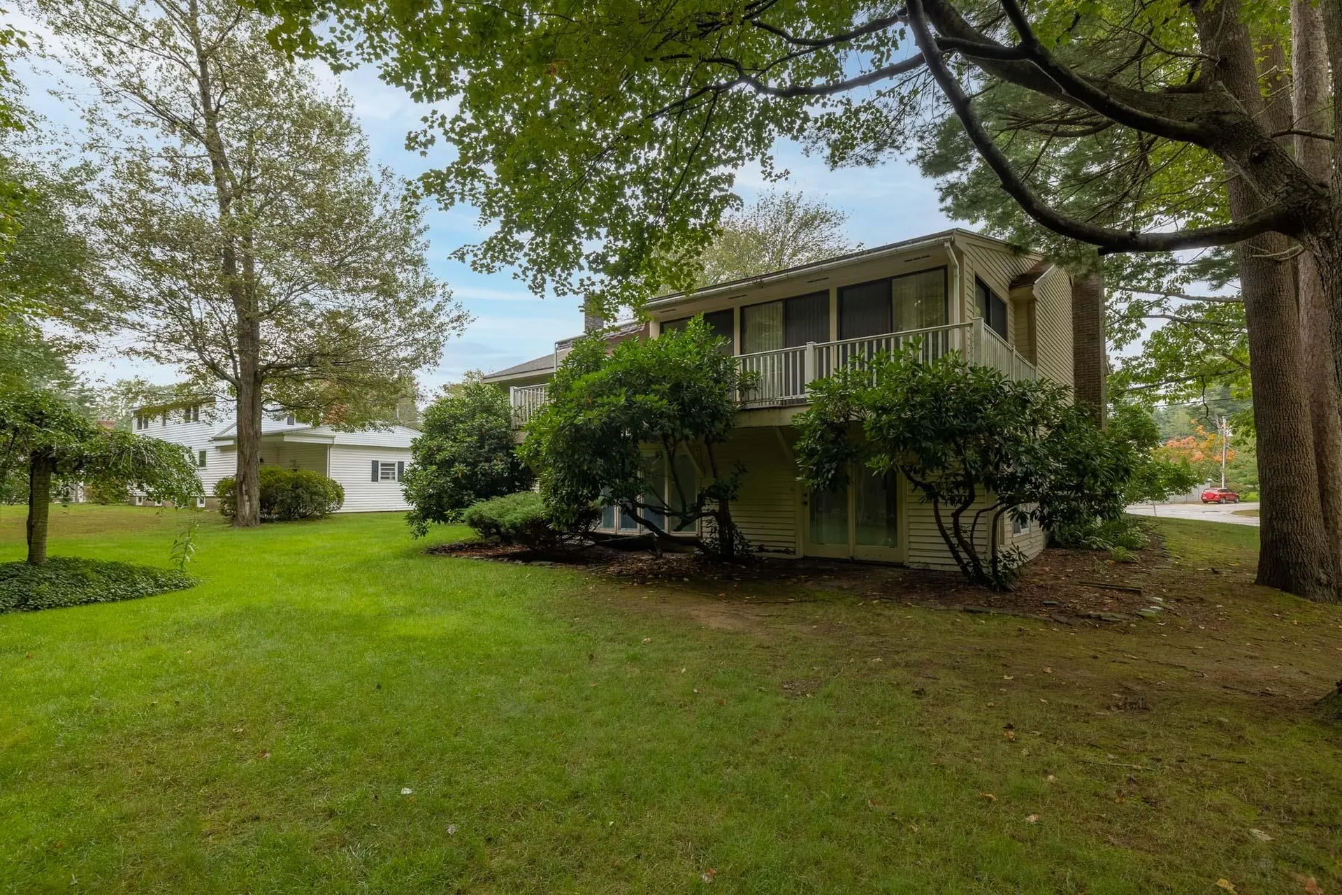 22 Harding Road Portsmouth NH 03801