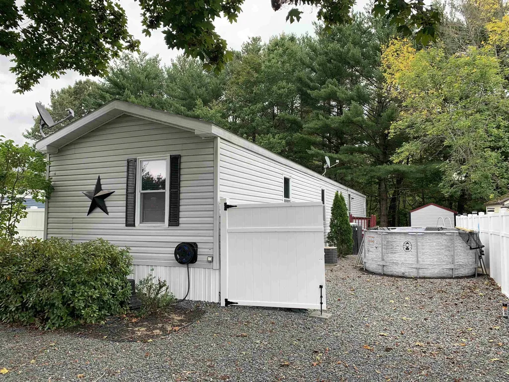 116 Daffodil Hill Lane Rochester NH 03868