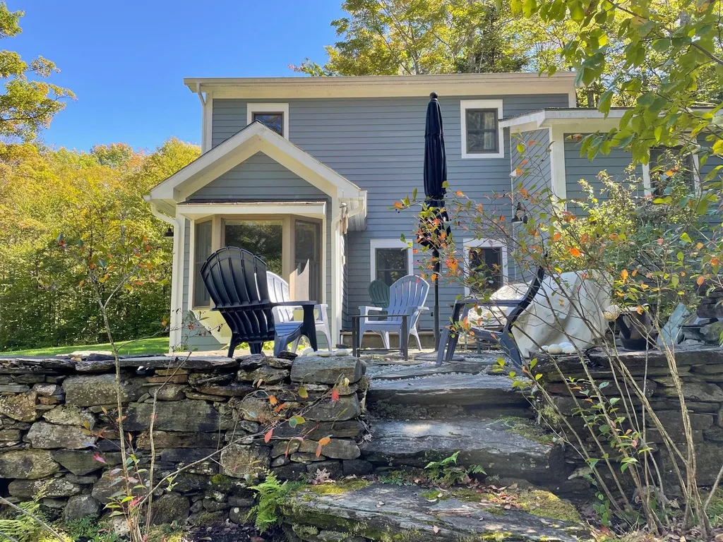 215 Pine Street Warren VT 05674