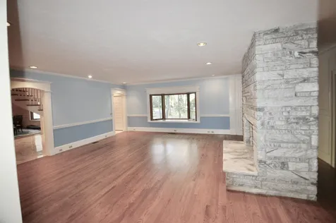 32 Indian Rock Road Nashua NH 03063