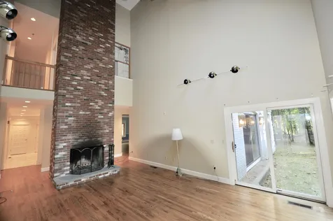 32 Indian Rock Road Nashua NH 03063