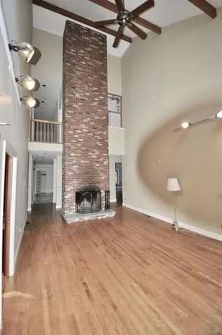 32 Indian Rock Road Nashua NH 03063