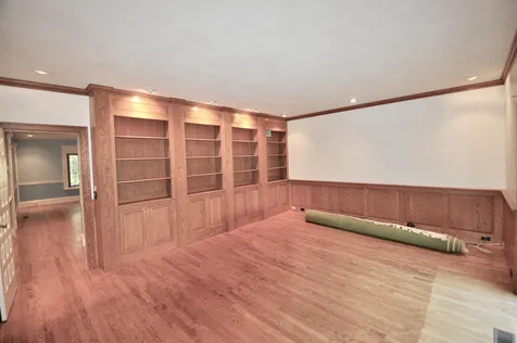 32 Indian Rock Road Nashua NH 03063