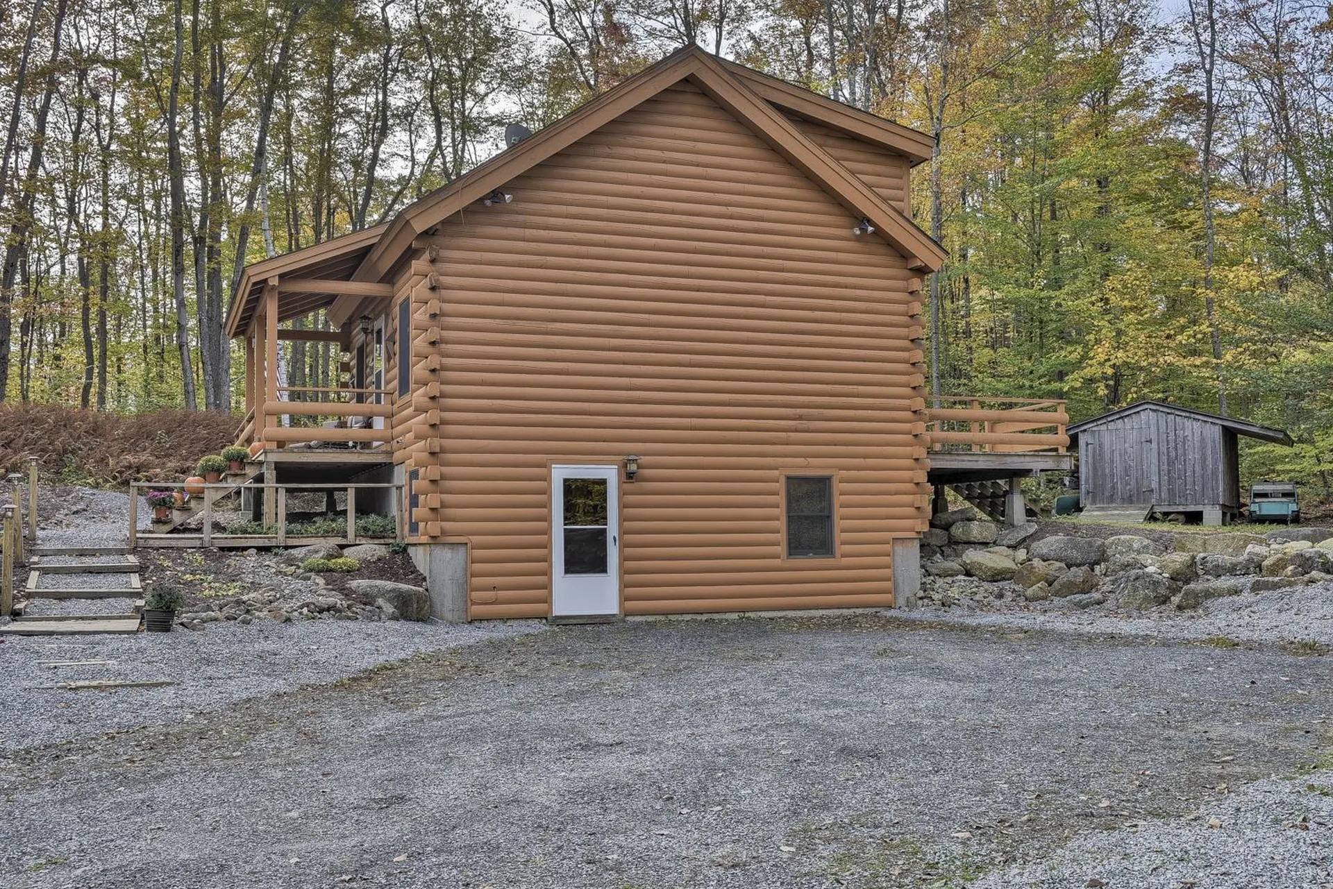 373 Tigola Trail Stoddard NH 03464
