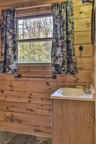 373 Tigola Trail Stoddard NH 03464