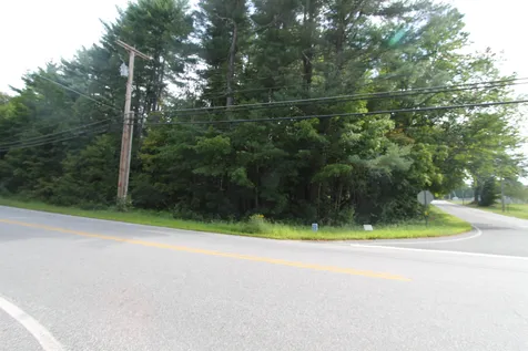 17 Chase Street Kingston NH 03848