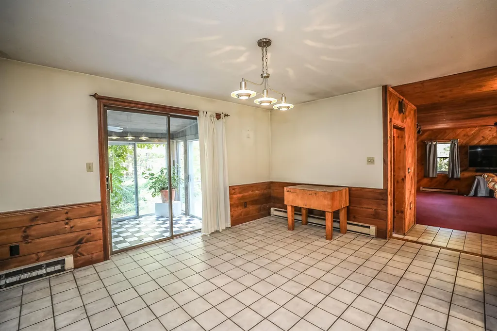 17 Abbot Hill Acres Wilton NH 03086