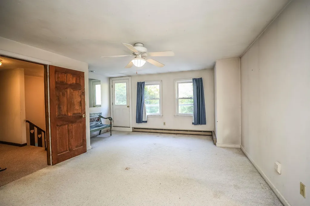 17 Abbot Hill Acres Wilton NH 03086