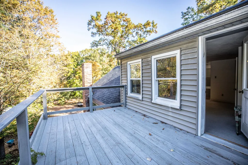 17 Abbot Hill Acres Wilton NH 03086