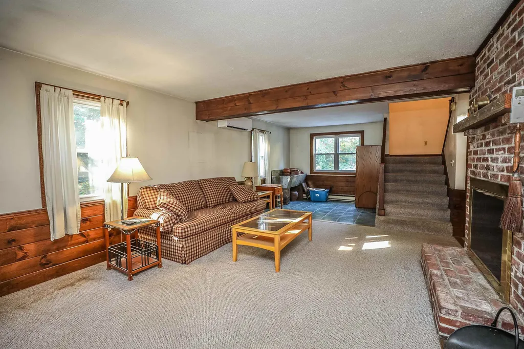 17 Abbot Hill Acres Wilton NH 03086