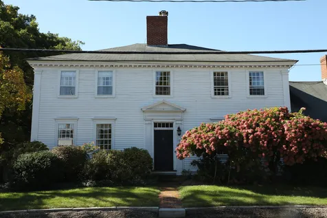 19 Main Street Hollis NH 03049