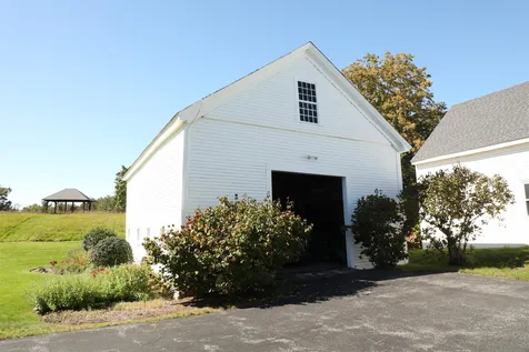19 Main Street Hollis NH 03049
