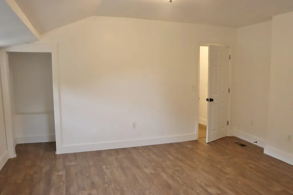 3399 Route 121 East Grafton VT 05146