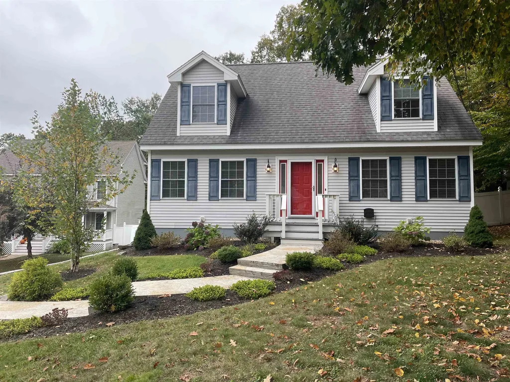 32 Mockingbird Lane Newmarket NH 03857